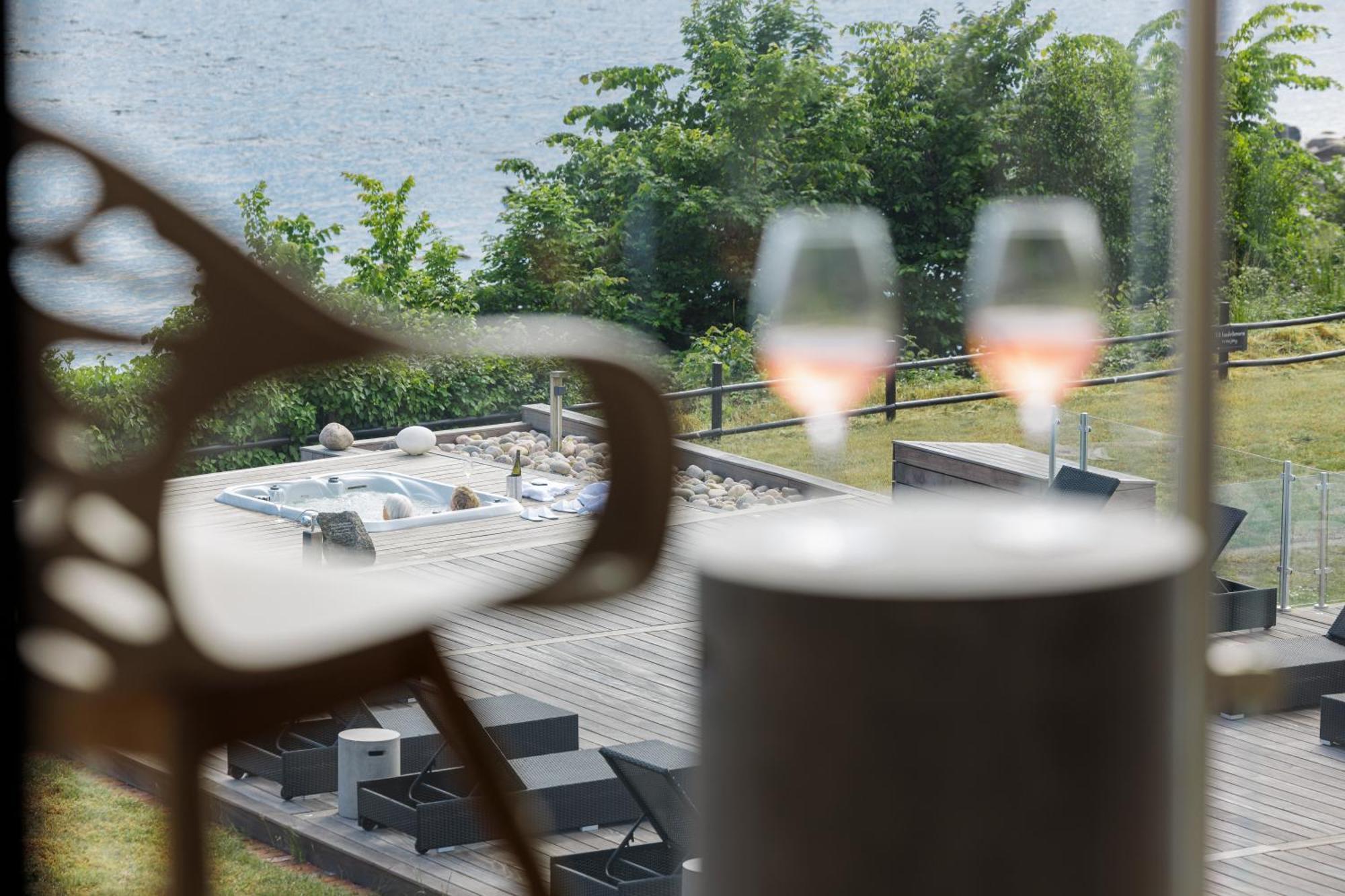 Fredensborg Badehotel Rønne Esterno foto